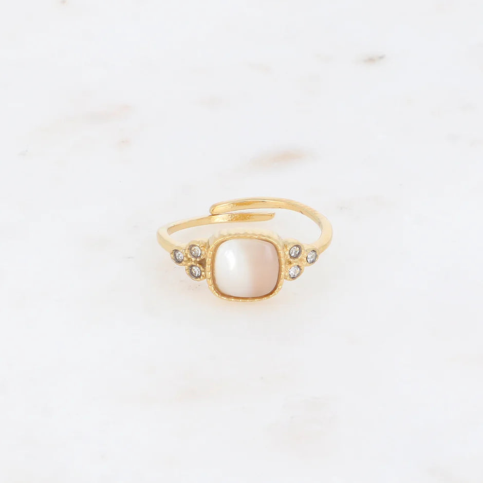 Mother of Pearl Maria Ring