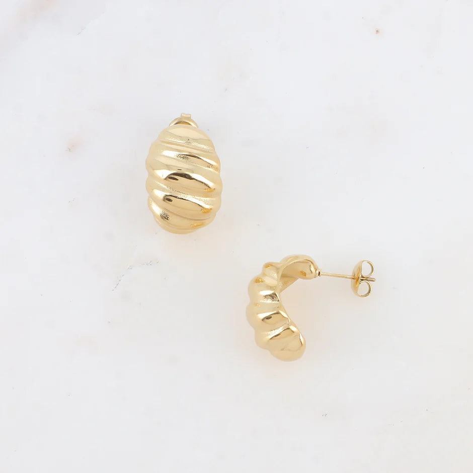 Shell Earring