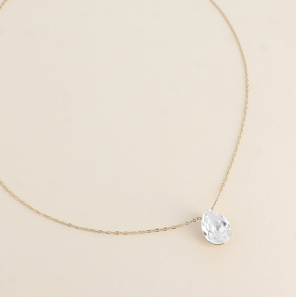 Betille Necklcae - Crystal