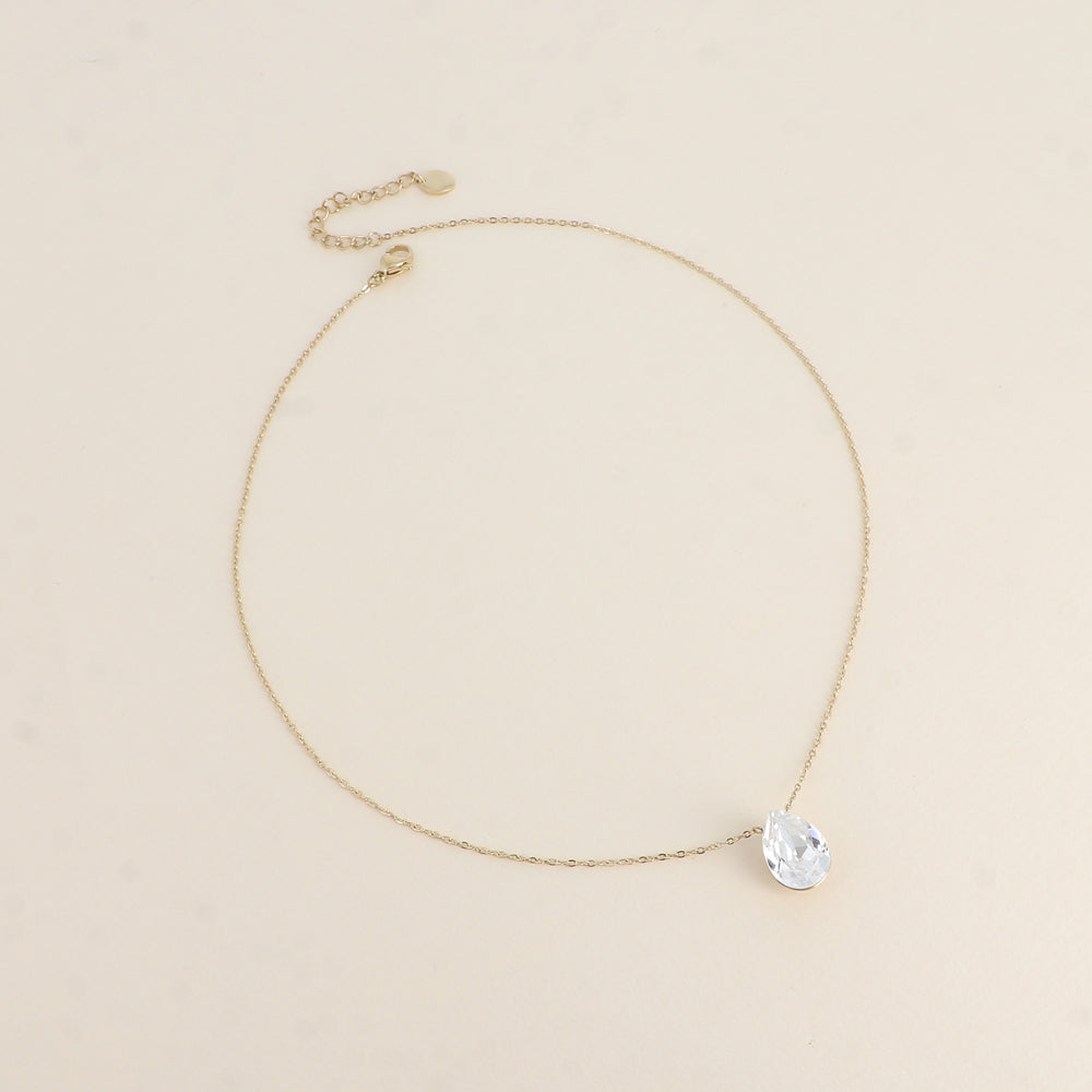 Betille Necklcae - Crystal