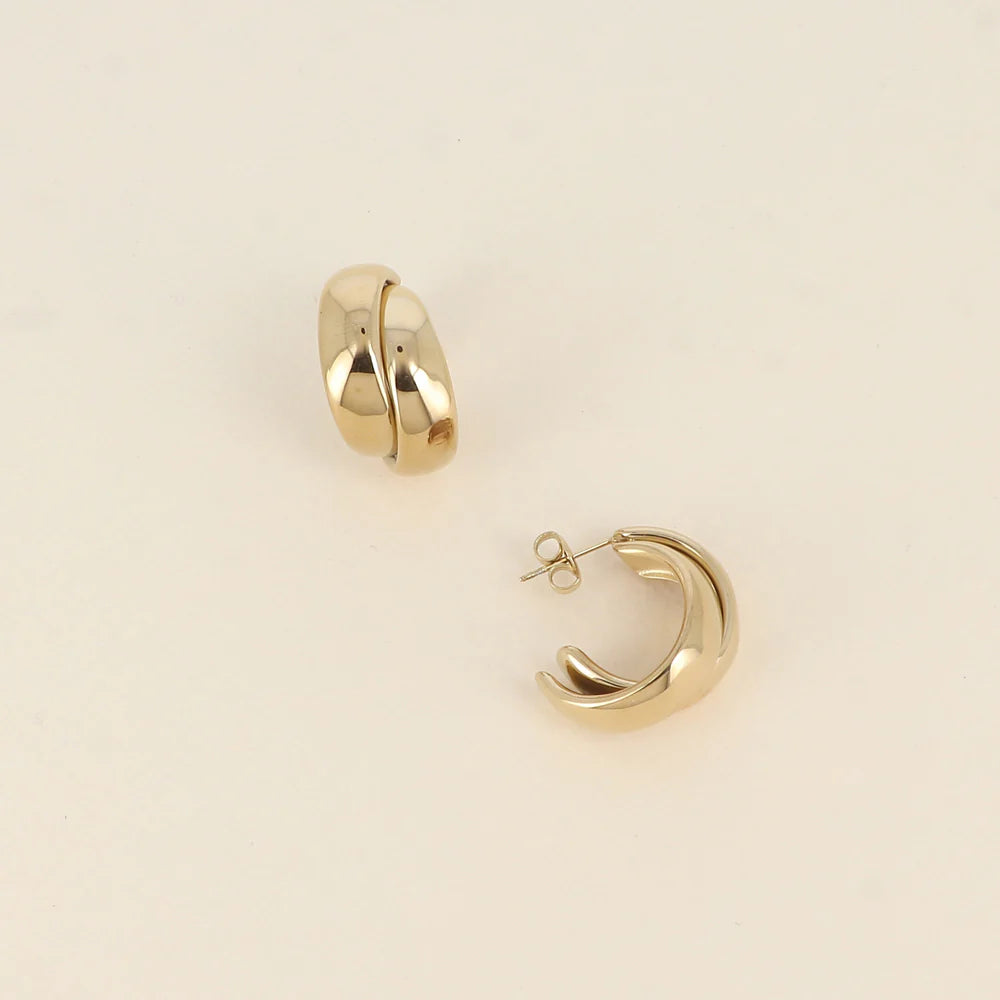 Amelia Hoop Earring